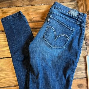 Levi jeans